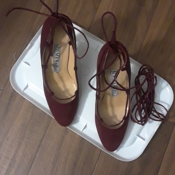 Suede heels - Picture 1 of 4